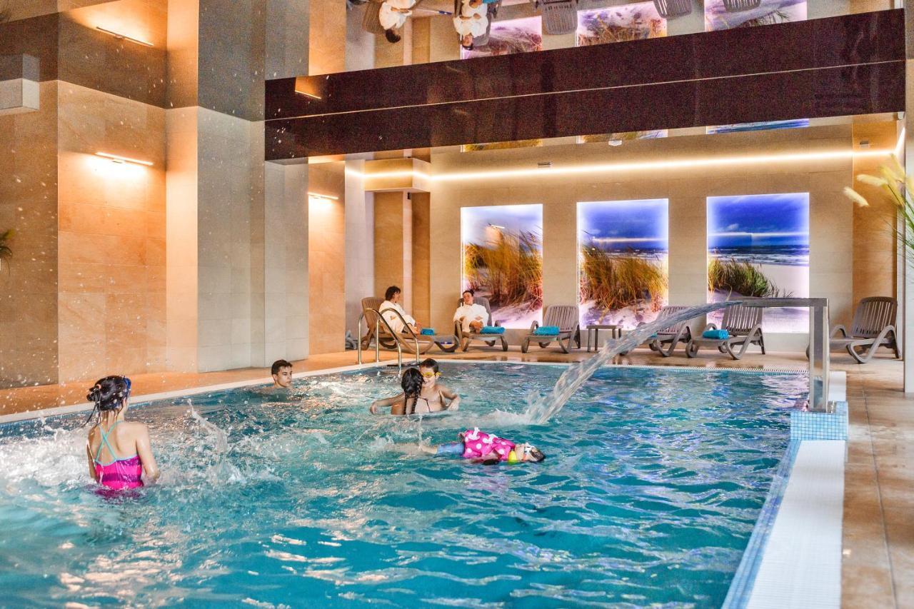 Apartamenty Sun & Snow Kolobrzeg Resorts Z Basenem Exterior photo
